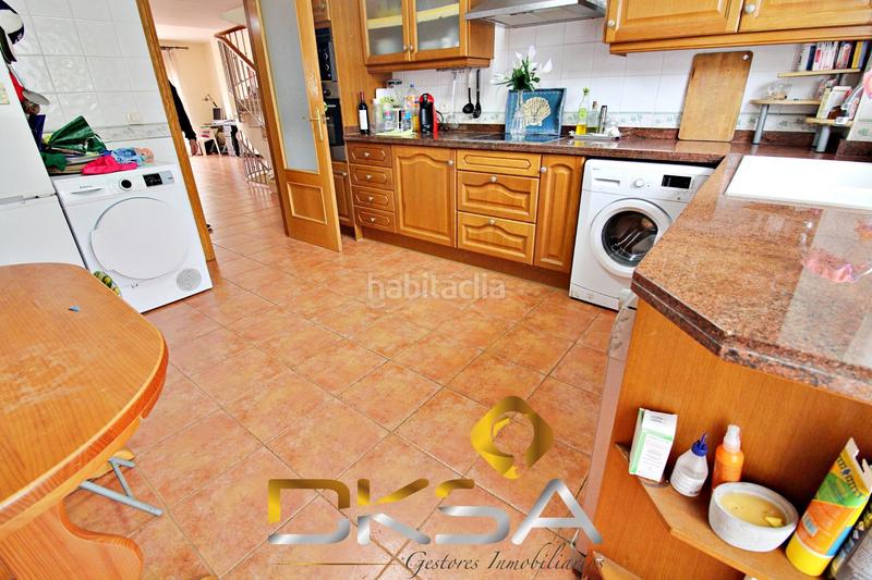 Foto e3e983dd-d654-4a1a-aeab-ea11e6138df8. Reihenhaus mit heizung parking pool in Playa Burriana