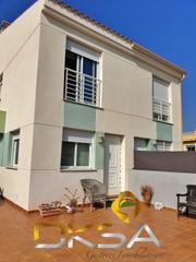 Casa aparellada  Avenida meridià. Bonito chalet adosado en la playa de almazora