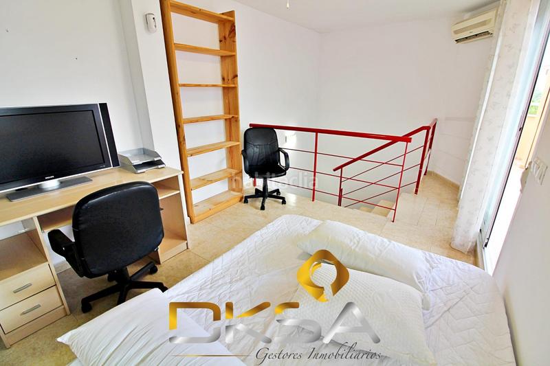 Foto 1f73fa84-b1c7-41a4-8f8d-ff7123d38359. Maison jumelée avec chauffage parking dans Onda