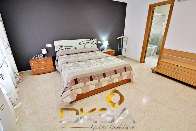 Foto 290db477-134a-4c70-8bdc-b00e0eb9af6e. Maison jumelée avec chauffage parking dans Onda