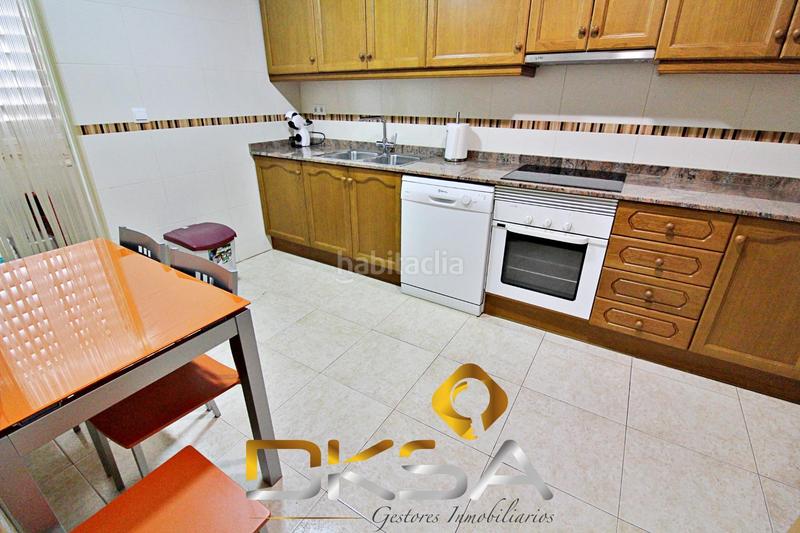 Foto 7647f4ad-d6b3-423c-ad56-2ea8128719a5. Maison jumelée avec chauffage parking dans Onda