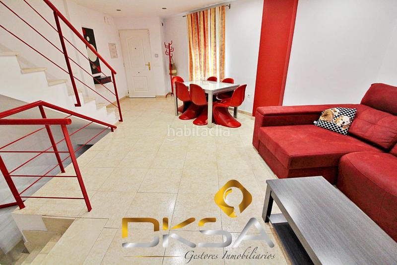 Foto 9bf2ba3a-91b2-4755-8c34-57295dd02d51. Maison jumelée avec chauffage parking dans Onda