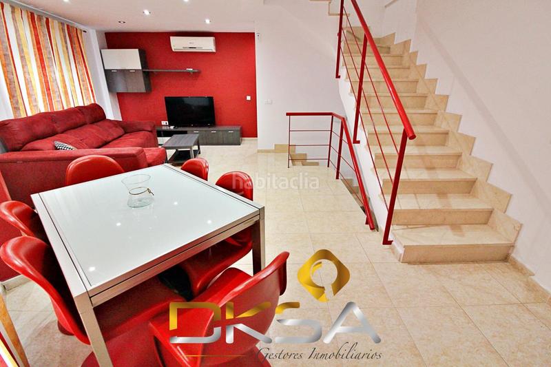 Foto c2a9b739-0d71-47cd-9b72-01a656e0ef5f. Maison jumelée avec chauffage parking dans Onda