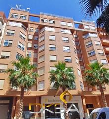 Piso  Avenida pius xii. Amplio piso en venta en pío xii, vilareal