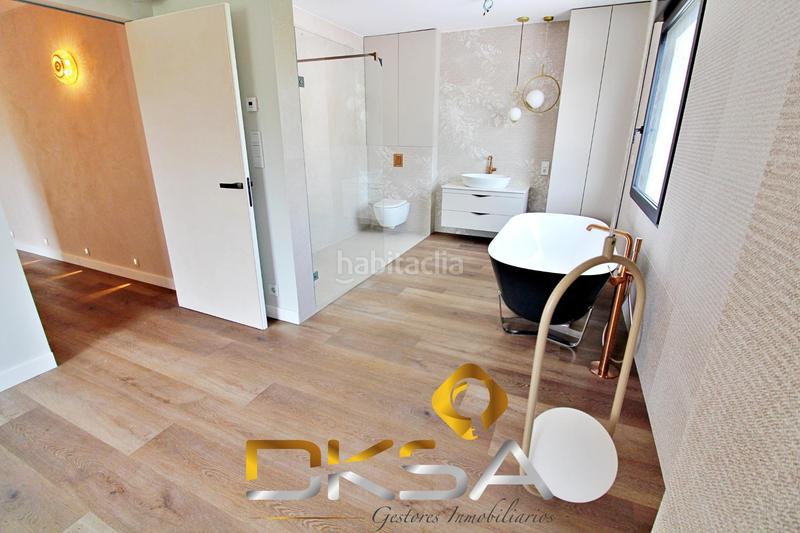 Foto bb116acb-0a40-44c9-ad8b-aafd3d400356. Chalet espectacular chalet reformado, nuevo a estrenar en la calle cabanes de benicasim en Benicasim / Benicàssim