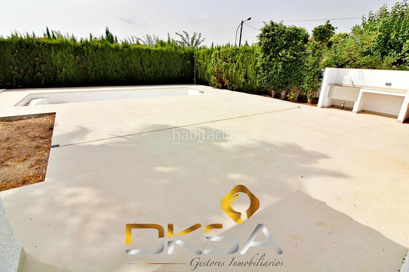 Foto e69e7f94-1f34-4e75-a878-7811c86fbcc4. Chalet espectacular chalet reformado, nuevo a estrenar en la calle cabanes de benicasim en Benicasim / Benicàssim