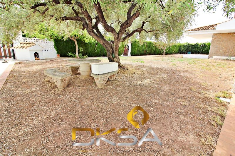 Foto fa298606-6aba-43f6-b65f-e214e50cb229. Chalet espectacular chalet reformado, nuevo a estrenar en la calle cabanes de benicasim en Benicasim / Benicàssim