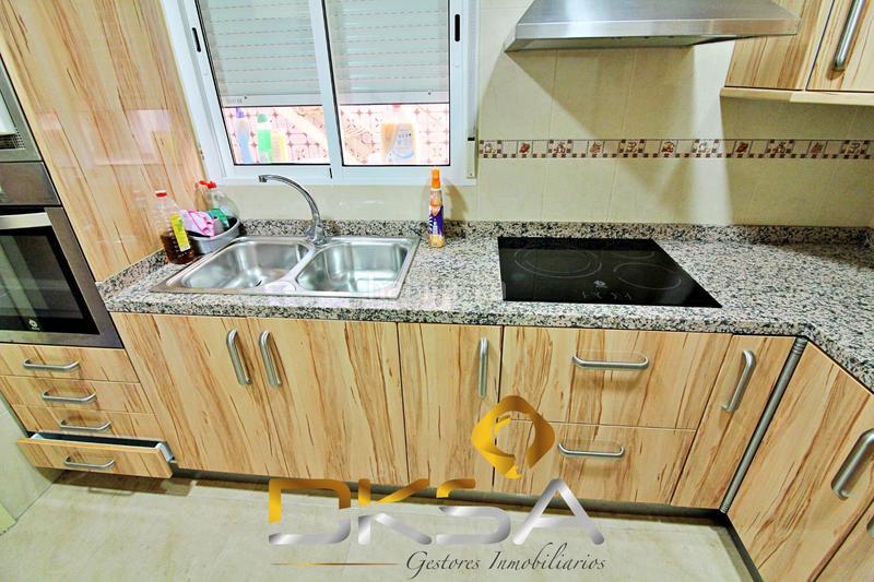 Foto 96f49646-6fb1-428c-9bac-d68a3613b827. Casa con parcheggio in El Pilar Villarreal / Vila - real