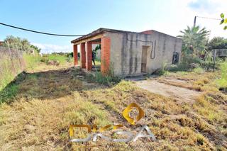 Rural plot  Partida castellón de la plana. A la venta 1553 m2 de terreno rústico con construcción de 59m2