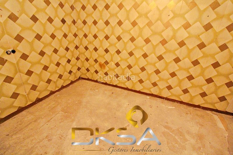 Foto 256b39f0-944b-44cb-9665-06c52c729349. Casa amplia casa esquinera con más de 7m de fachada en vilareal en Villarreal / Vila - real