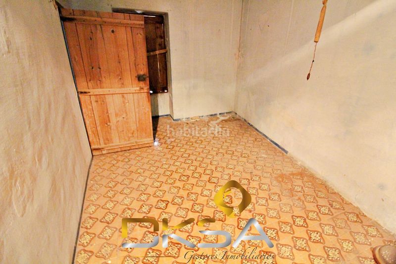 Foto d69b6e97-efdd-498c-b737-c4c17acd7579. Casa amplia casa esquinera con más de 7m de fachada en vilareal en Villarreal / Vila - real