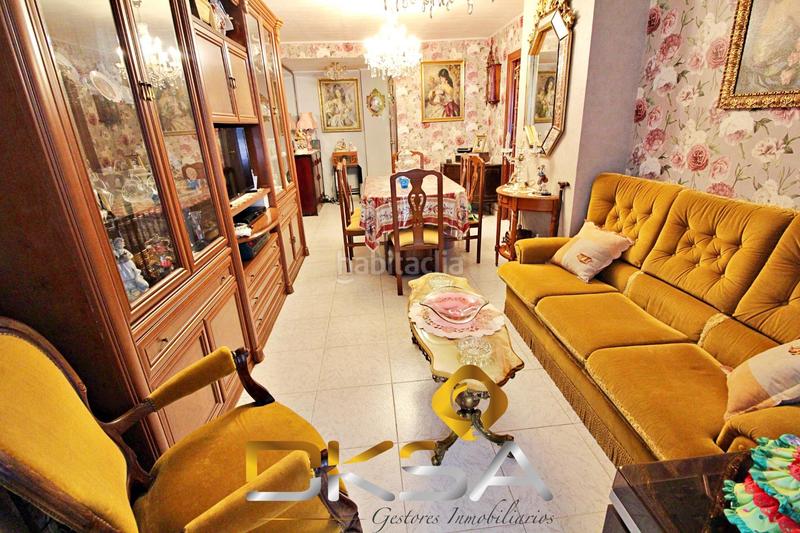 Foto 3ed87865-b18e-4a6f-bb5b-bde3f6886dfe. Appartement avec parking piscine dans Voramar Benicasim / Benicàssim