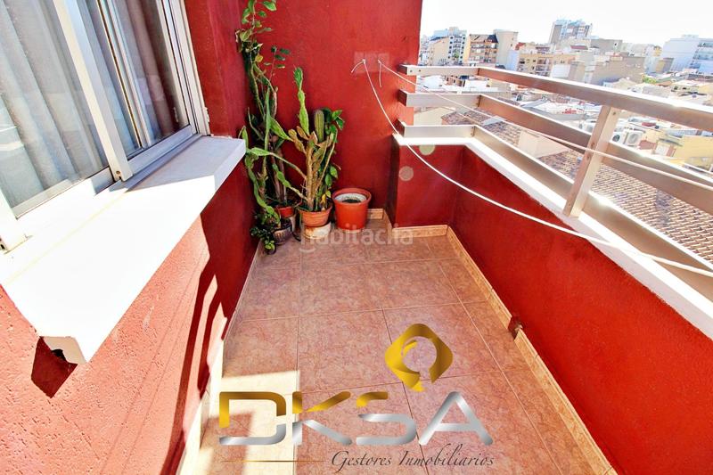 Foto 7530b2fb-a8f9-466b-96a4-3ec873bb2578. Flat in Plaza Illes Columbretes Castellón de la Plana