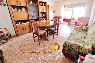 Flat  Ronda magdalena. Amplio piso para reformar parcialmente en ronda magdalena