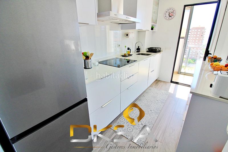 Foto 438ab3d6-fabb-4ab0-b7e9-22d81a19a122. Apartament amb calefacció aparcament piscina a Costa Marfil Oropesa del Mar