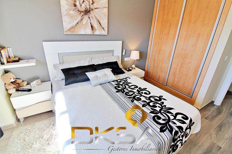 Foto 90ac40bf-65d2-4a19-8f6b-703aca1a6fb2. Apartament amb calefacció aparcament piscina a Costa Marfil Oropesa del Mar