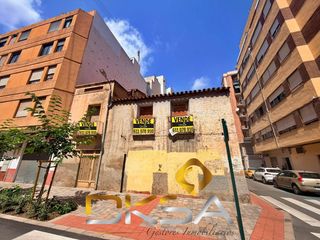 Terreno residenziale in Casco Histórico. A la venta lote de 3 viviendas para reformarderribar en castelló