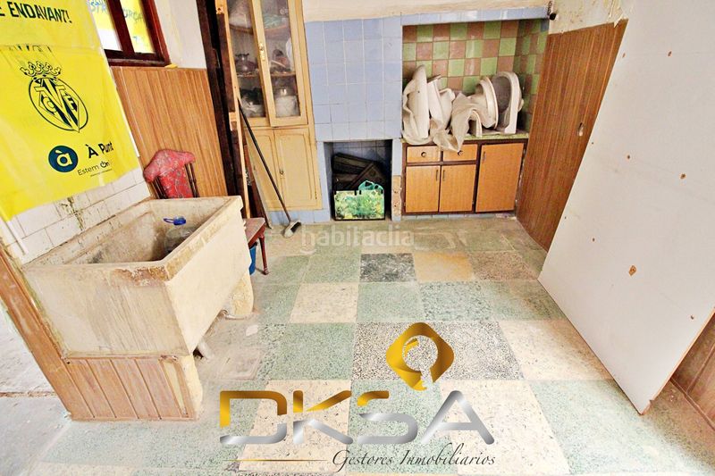 Foto dc2037c7-6725-4d2d-9ac3-fe06285f9bc7. Casa  económica para reformar que da a 2 calles en vilareal en Villarreal / Vila - real