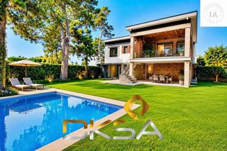 Chalet en Calle LLEVANT