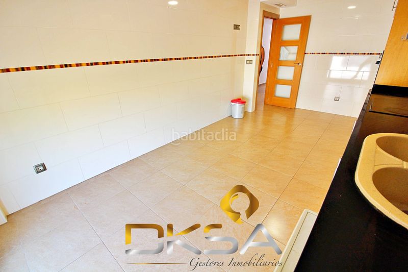 Foto be408e40-e0ca-4325-be77-d782cec32195. Lloguer pis amb calefacció aparcament a Centro Villarreal / Vila - real
