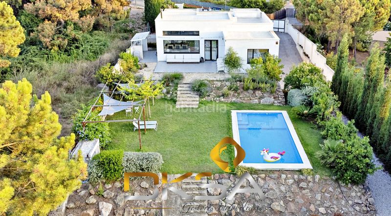 Foto 1d3b51e6-d748-46fc-8619-70ea717f1ca0. Xalet amb calefacció aparcament piscina a Pobla Tornesa (la)