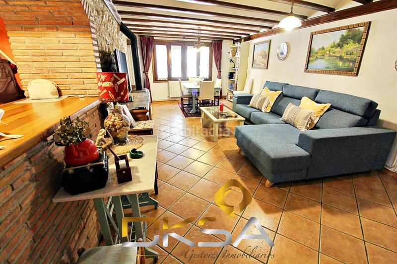 Foto fa7e58b1-35a4-4858-8f22-c5375fc35a7b. Casa amb calefacció a Morella
