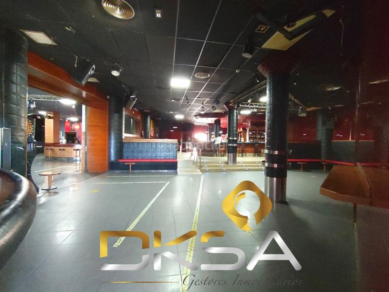 Foto 483ea639-9a10-4755-a096-fbe212ff5222. Local comercial a Piscinas Villarreal / Vila - real