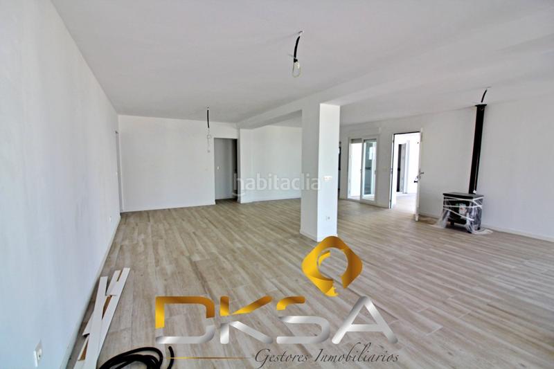 Foto 16b82329-9609-43df-9704-f9efe36c271e. Chalet con riscaldamento parcheggio piscina in Heliópolis Benicasim / Benicàssim