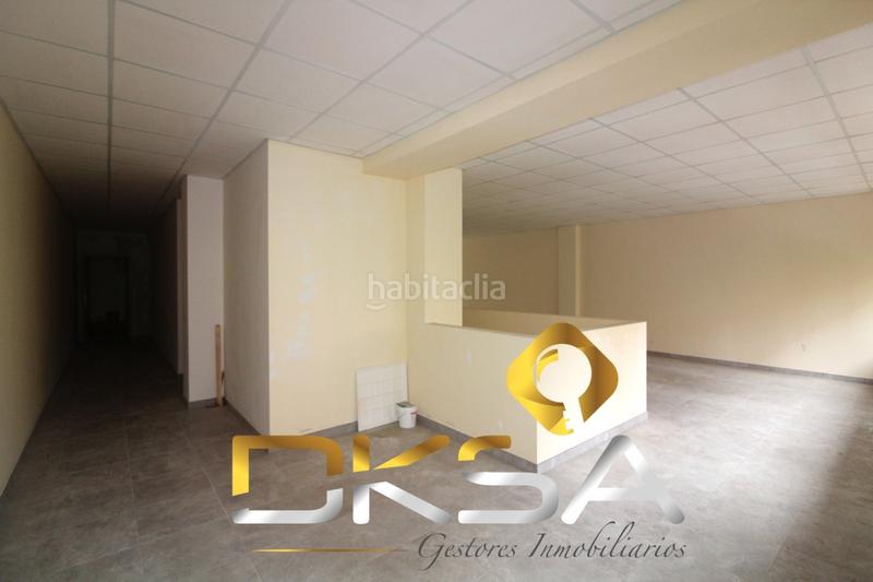 Foto c964375f-c9ef-420e-aa19-96f427af0ea5. Location local commercial dans Piscinas Villarreal / Vila - real