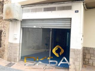 Locale commerciale  Campoamor. Local comercial en venta yo alquiler en el centro de artana