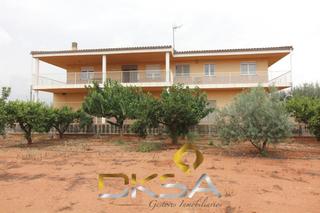 Chalet  Marrada. Impresionante chalet en venta listo para entrar a vivir en cuadr