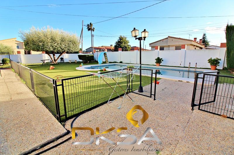 Foto 494cc42c-2f70-4e80-a760-7016890e688e. Chalet mit heizung parking pool in Santa Quiteria - Les Boqueres Almazora / Almassora