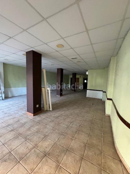 Foto e2a154fc-cce0-4b79-b488-b7ba8fae76bb. Affitto locale commerciale in plaça de jaume i el conqueridor 8 in Granollers