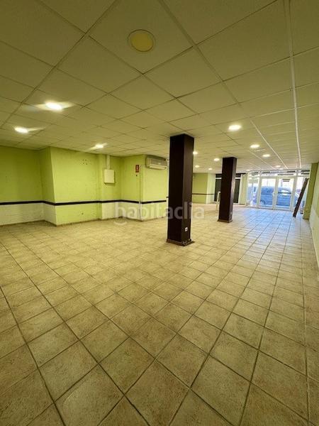 Foto cae89fec-acba-4697-8988-52dc28e8509d. Alquiler local comercial en plaça de jaume i el conqueridor 8 local diafano en Granollers