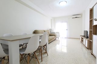 Alquiler Piso  Alaquàs - cl josep gonzalez huguet. Piso de 4 habitaciones en alquiler en alaquas