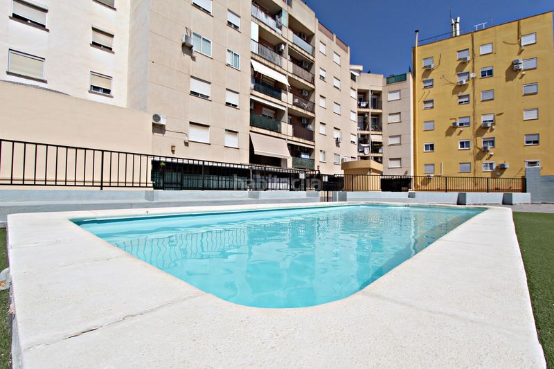 Foto 09481750-a5c9-44be-9dd1-992e5ba58093. Flat with heating parking pool in Alaquàs