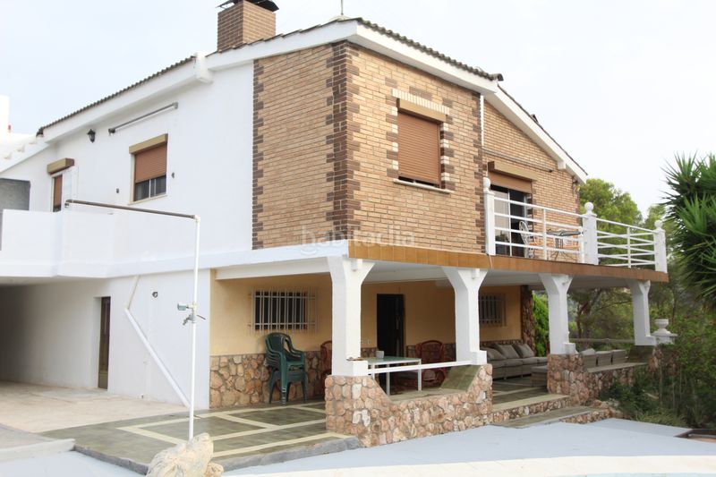Foto 20aebd61-de82-4121-9608-334a96ff6d92. Casa amb calefacció aparcament piscina a Cumbres de Calicanto Torrent