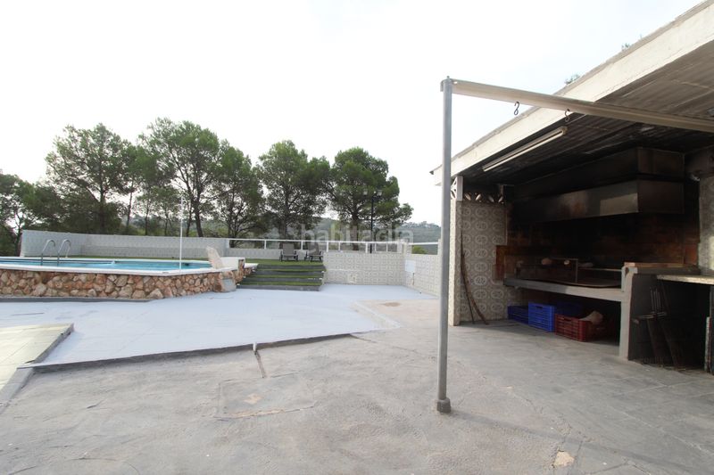 Foto ba7fda90-5aa9-4896-984a-852a7f4a0798. Casa amb calefacció aparcament piscina a Cumbres de Calicanto Torrent
