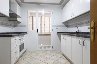Affitto Appartamento  Alaquàs - calle pilota valenciana. Piso seminuevo en alquiler