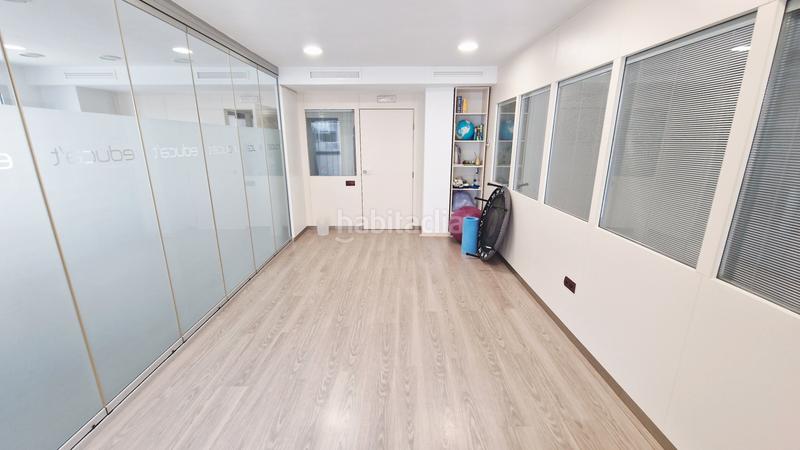 Foto 3fef851f-c684-4378-b01e-41aa17591a06. Local comercial entrasuelo en venta en zona Piscinas en Villarreal / Vila - real