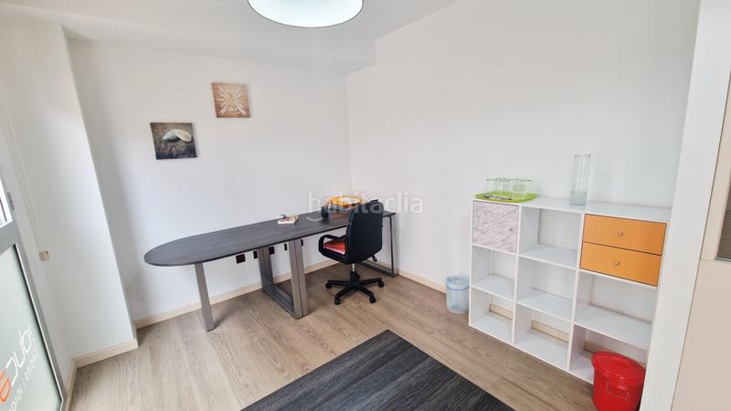 Foto 80a580e8-9b80-4338-a2c4-427cc76dde0d. Local comercial entrasuelo en venta en zona Piscinas en Villarreal / Vila - real