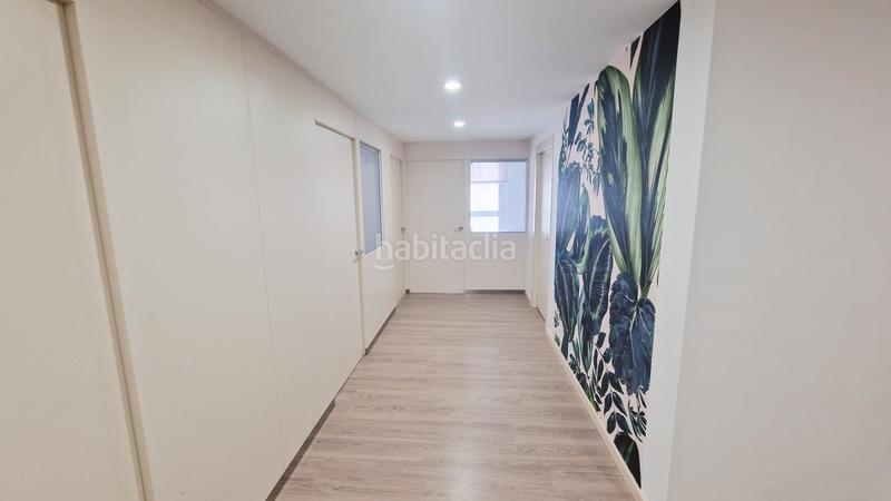 Foto bbd597ee-9395-42cd-b55a-2b418ffbc9c1. Local comercial entrasuelo en venta en zona Piscinas en Villarreal / Vila - real