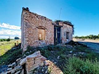 Finca rústica a Avenida Alemania-Italia. Terreno en venta en vila-real