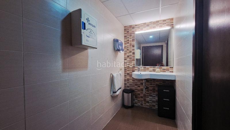 Foto 79a60de6-4fc1-4fcd-a64a-783fd7d181b7. Locale commerciale con riscaldamento in Piscinas Villarreal / Vila - real