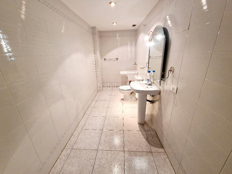 Foto b9d8f5f7-2f59-4417-866d-c9b9e4990759. Locale commerciale in Piscinas Villarreal / Vila - real