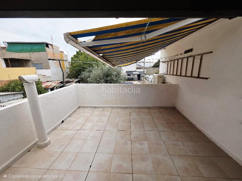 Foto f0c36fad-e54d-4601-92c0-4087ef1de006. Chalet mit parking in Madrigal Villarreal / Vila - real