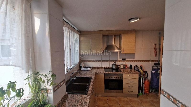 Foto c430f68e-d985-459e-85f1-028bd129da9f. Flat with parking in Onda