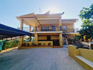 Chalet in Alcora (l´). Maset en venta en alcora