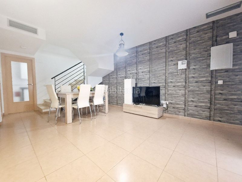 Foto 19ac1de2-e3cf-41eb-91fb-efc81e182f12. Casa adossada amb calefacció piscina a Playa-Ben Afeli Almazora / Almassora