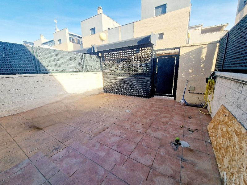 Foto 4da30feb-19fe-454d-8848-469675da92f7. Casa adossada amb calefacció piscina a Playa-Ben Afeli Almazora / Almassora